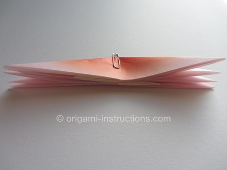 origami-2-unit-flower-step-17