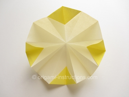 origami-8-petal-flower-step-7