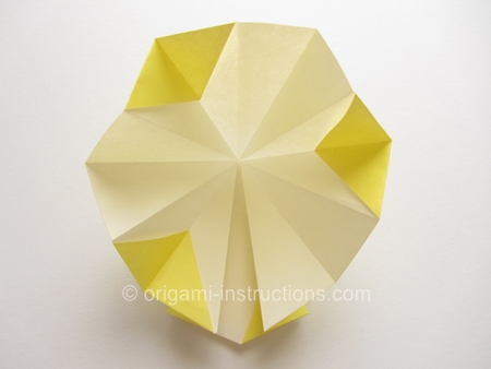 origami-8-petal-flower-step-7