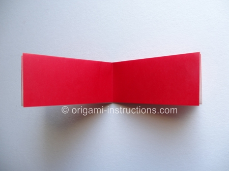 origami-accordion-heart-step-7