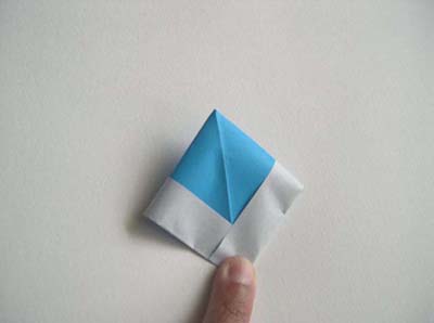 origami-boat-squash folding the hat
