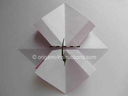 origami-bow-step-9