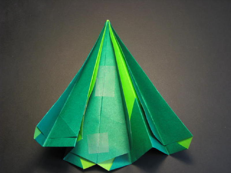 origami christmas tree