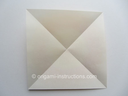 origami-dahlia-step-1