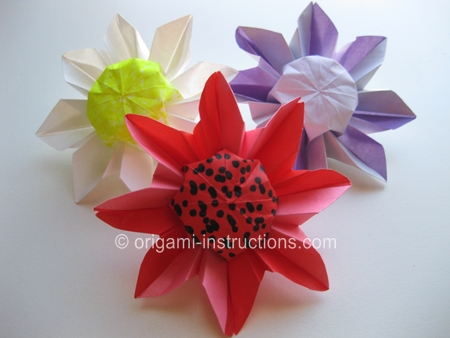 completed-origami-daisy