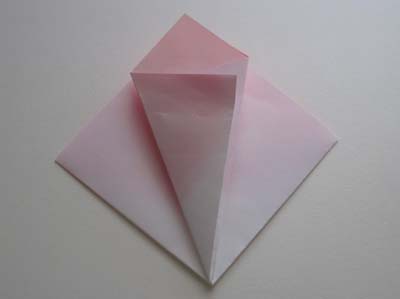 origami-day-lily-step-2