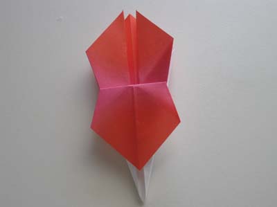 origami-day-lily-step-11