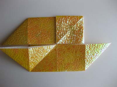 origami-diamond-star-step-2