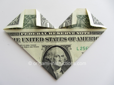 easy-money-origami-heart-step-6