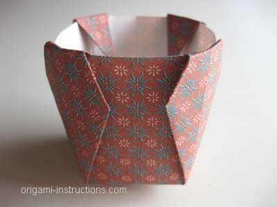 completed-easy-origami-vase