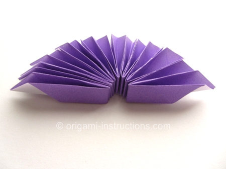 easy-origami-yamaguchi-dahlia-step-8
