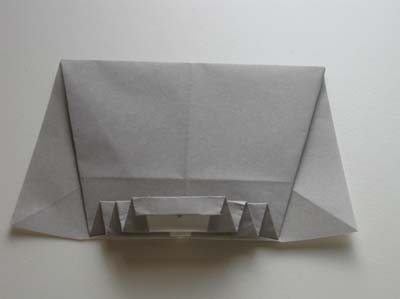 origami-elephant-head-and-body-step-8