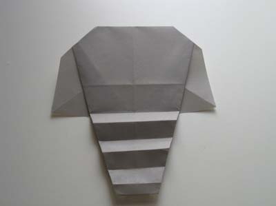 origami-elephant-head-and-body-step-10
