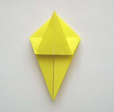 bottom point of kite folded up