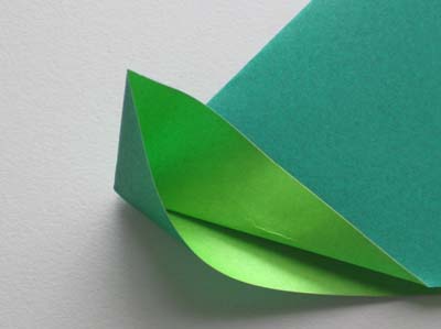 origami-outside-reverse-fold-step-1