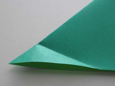 origami-outside-reverse-fold-step-1