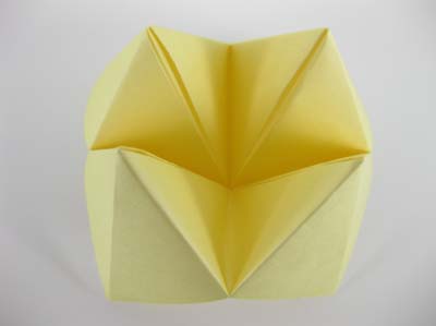 origami-fortune-teller-step-11