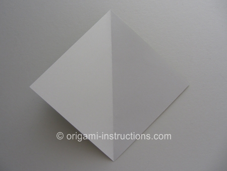 origami-fuse-8-pointed-star-step-1