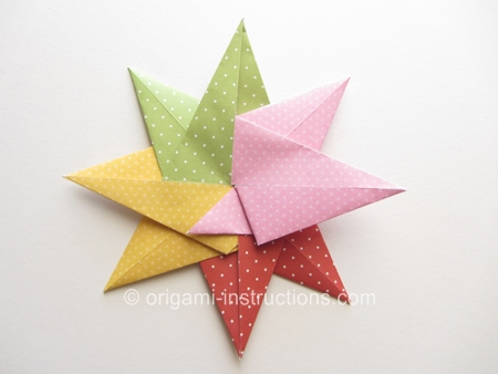 origami-fuse-8-pointed-star-step-16