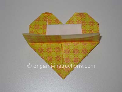 origami-heart-with-stand-step-15