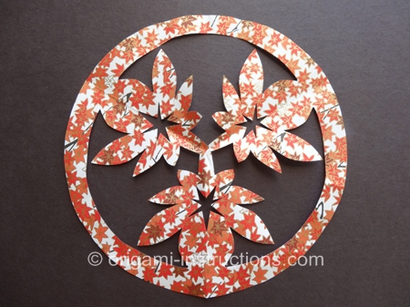 kirigami-maple-leaves