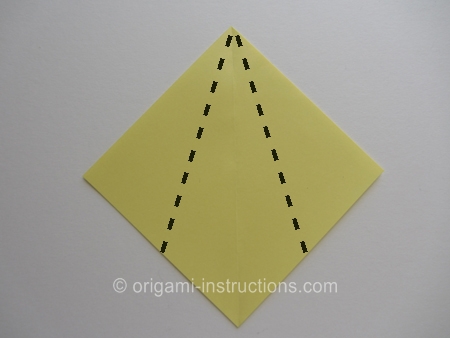 origami-modular-6-pointed-star-step-2