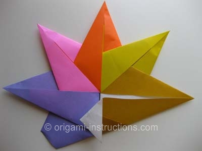 origami-modular-8-pointed-star-step-9