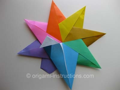 origami-modular-8-pointed-star-step-9