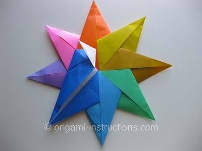 origami-modular-8-pointed-star-step-9