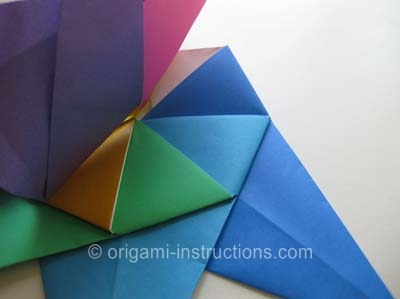 origami-modular-8-pointed-star-step-10