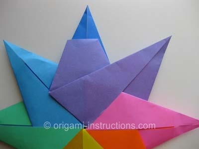 origami-modular-8-pointed-star-step-12