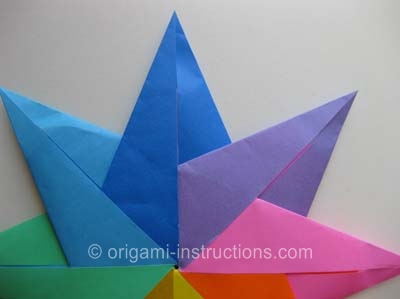 origami-modular-8-pointed-star-step-12