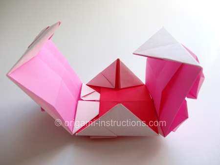 origami-modular-heart-cube-step-17