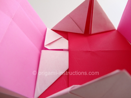 origami-modular-heart-cube-step-17