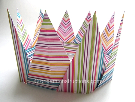 origami-modular-spiky-crown