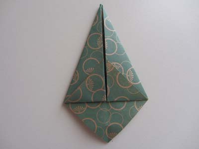 origami-party-hat-step-6