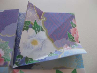 origami-petal-fold-step-2