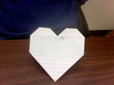 origami-heart-with-stand