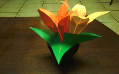 Origami Lily at origami-instructions.com