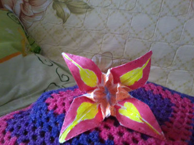 Origami Lily at origami-instructions.com