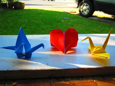 origami-heart-with-stand