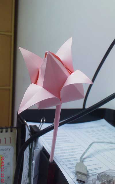 origami-traditional-tulip