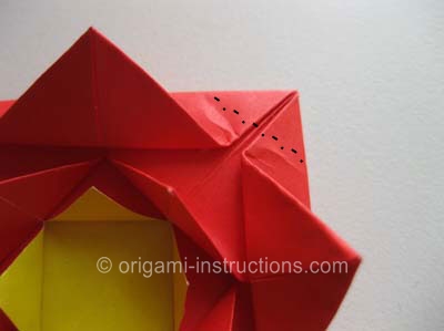 origami-rose-with-leaf-step-8