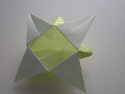 origami-star-box-step-12