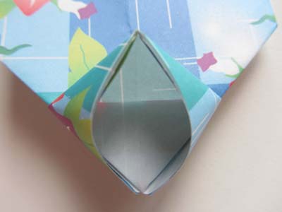 origami-tea-cup-step-7