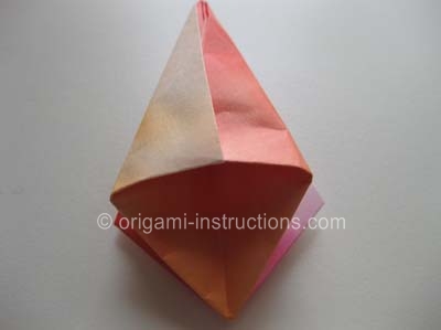 origami-traditional-tulip-step-10