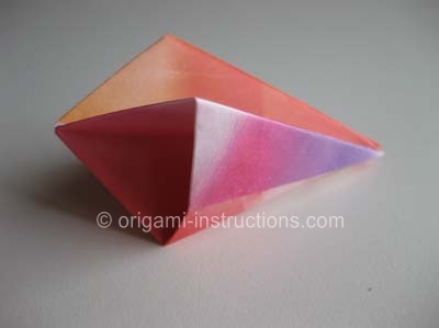 origami-traditional-tulip-step-12