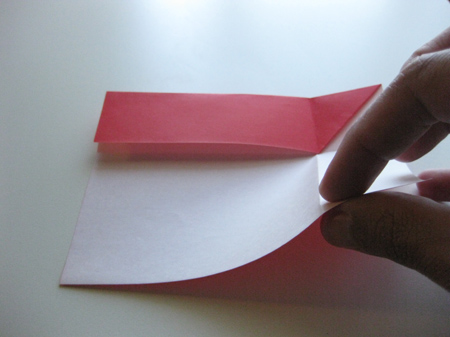 12-origami-triangular-box