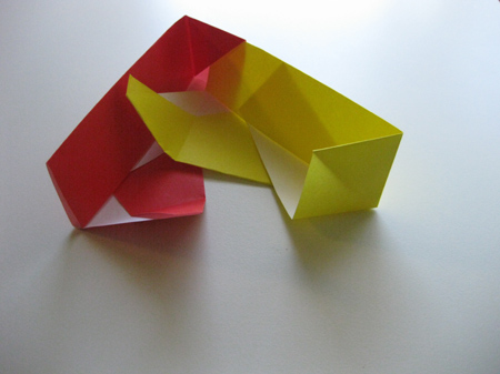 26-origami-triangular-box