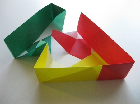 30-origami-triangular-box